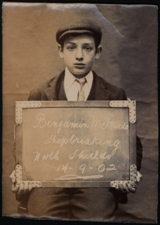 Benjamin McMurdo shopbreaking